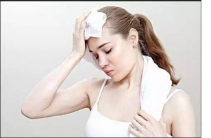 狐臭初期的症状有哪些呢